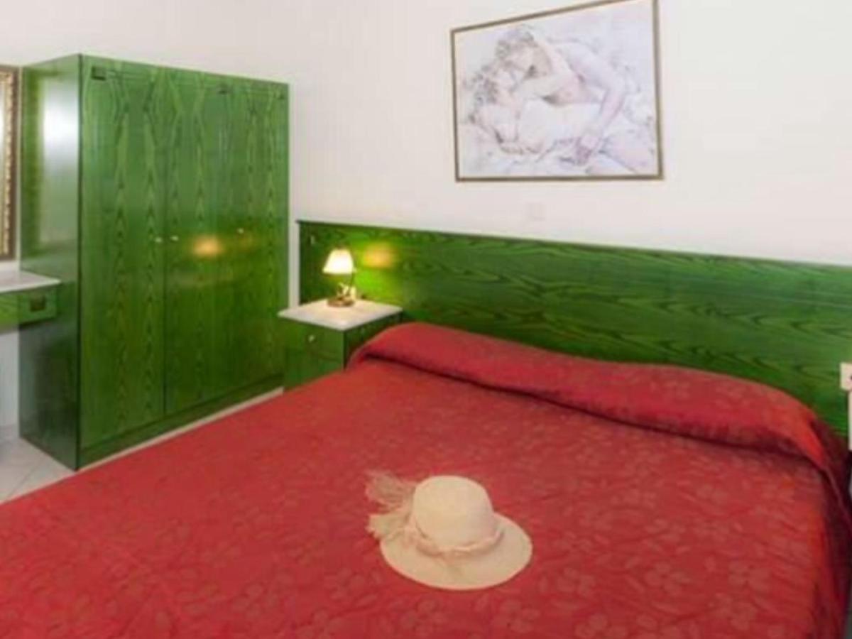 L'Eremo Luxury Studio Roda  Ngoại thất bức ảnh